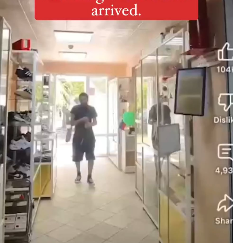 A drunk russian man who wants to enlist in the army goes to a photographer. The photographer doesn’t even flinch. Clearly, this isn’t the first drunk russian he’s photographed for the enlistment office