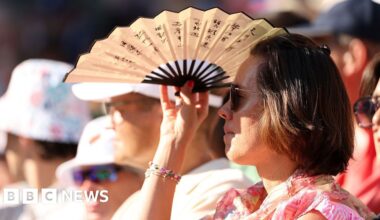 UK heatwave to peak on Saturday with possible high of 34C