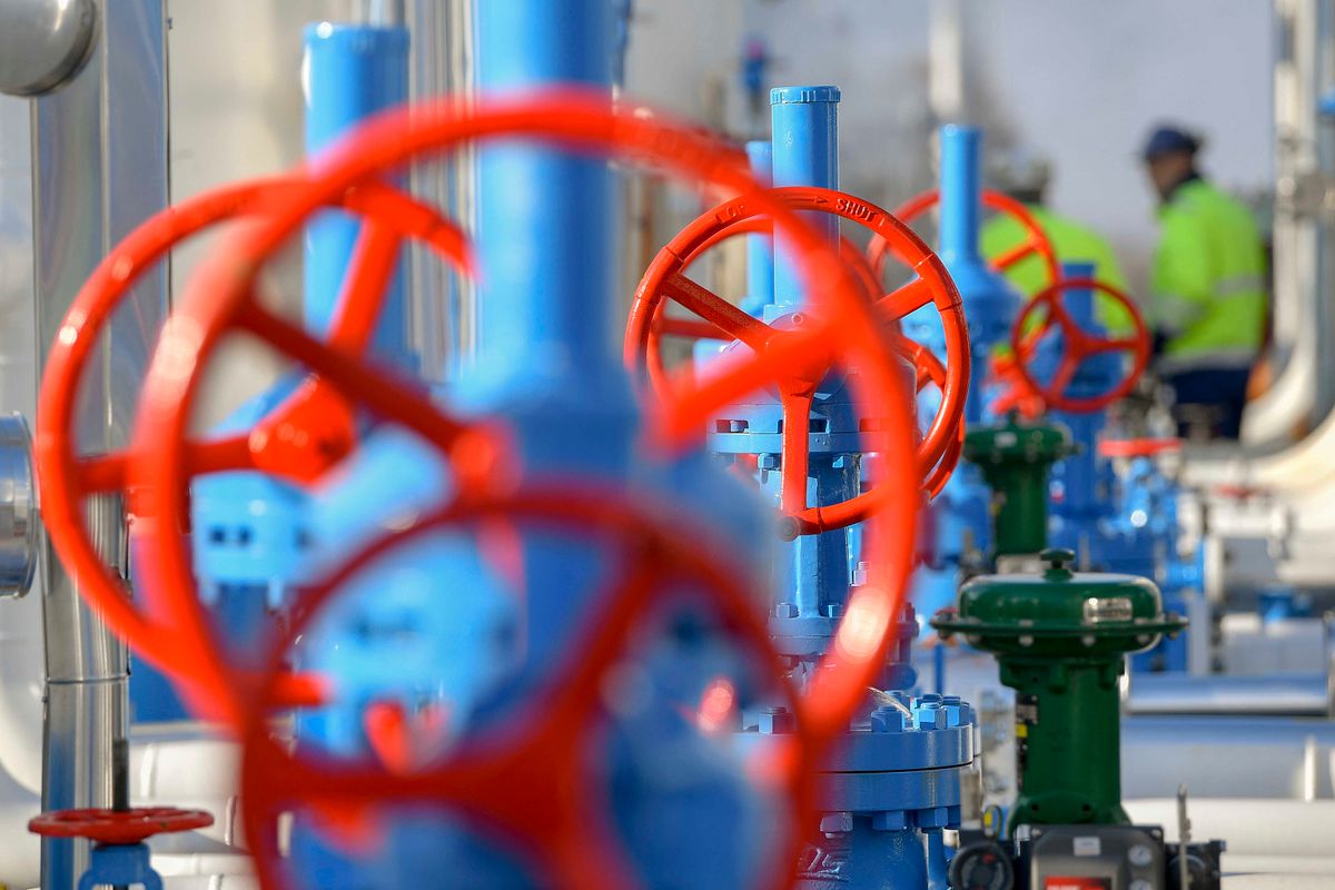 zelenszkij Hajdúszoboszló, 2020. január 8.A Magyar Földgáztároló Zrt. hajdúszoboszlói telephelye 2020. január 8-án. Az Innovációs és Technológiai Minisztérium (ITM) tájékoztatása szerint 98,5 százalék a belföldi gáztárolók töltöttsége, külföldről a kereskedelmi megállapodásoknak megfelelően érkezik a földgáz Magyarországra, így a földgázellátás biztosított a téli hónapokra, a lakosság és a közfeladatok ellátásához szükséges mennyiség egyaránt rendelkezésre áll.MTI/Czeglédi Zsolt