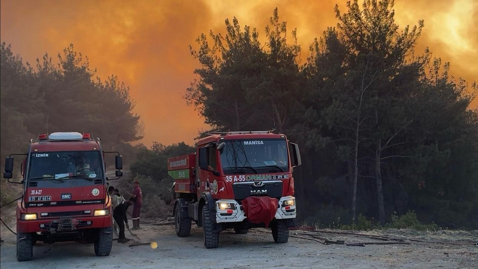 Under extreme heat, Turkey continues to struggle with wildfires