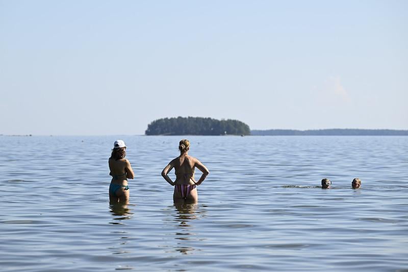 Finland breaks heat record again with 16 consecutive days above 30°C ( 86 F )  Water utilities and energy providers have noted higher consumption levels, particularly in southern cities where night-time temperatures have remained above 20 degrees for extended periods.