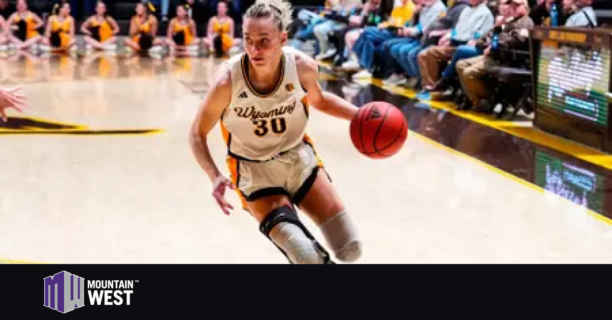 Ustowska Signs Professional Contract in Poland – Mountain West Conference