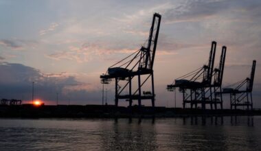 Live updates: Trump’s trade deadline ticks down to zero, sending tariffs soaring