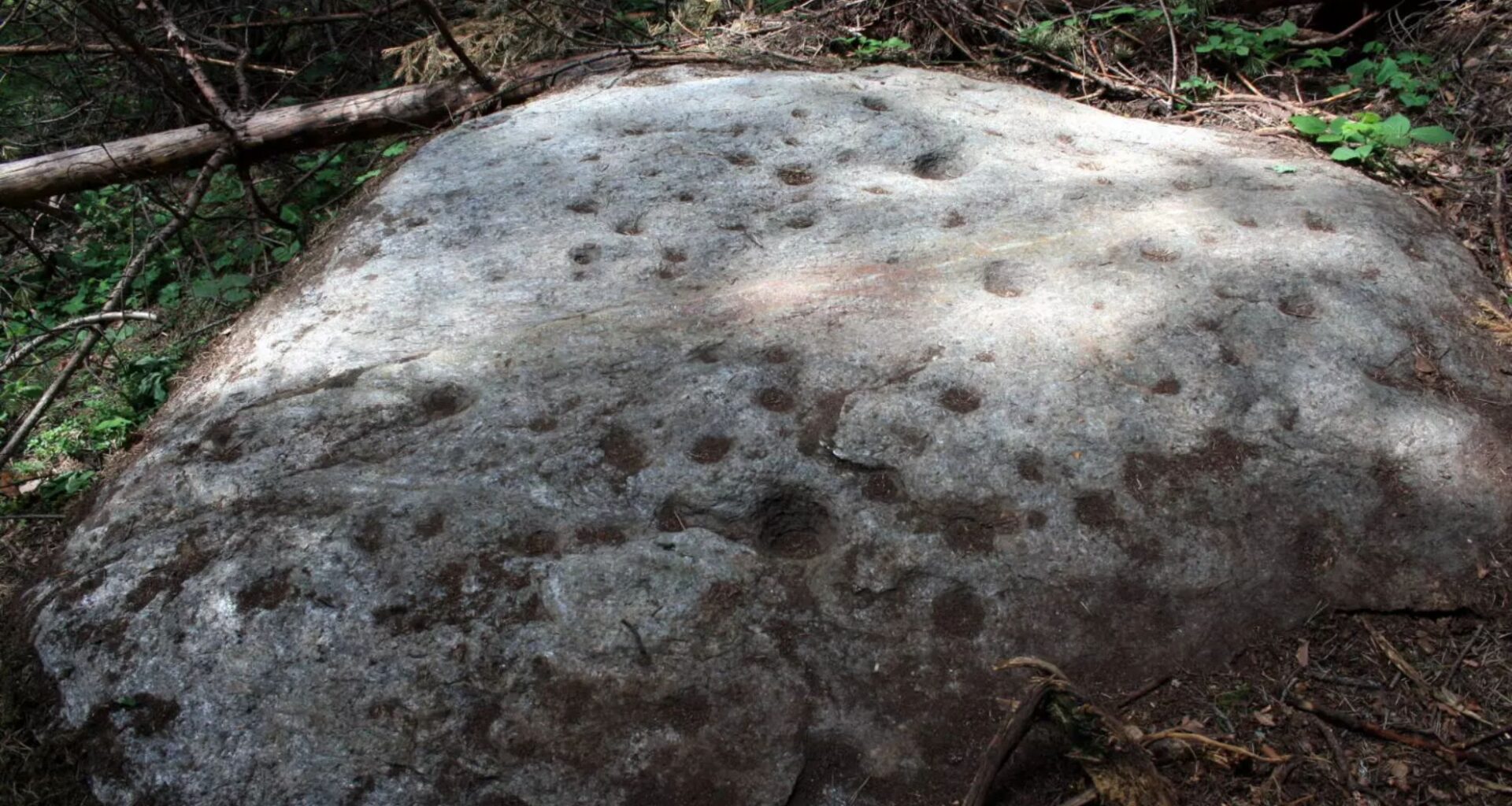 Archaeologists Uncover 5,000 Year Old Star Map Carved In Stone In Bulgaria