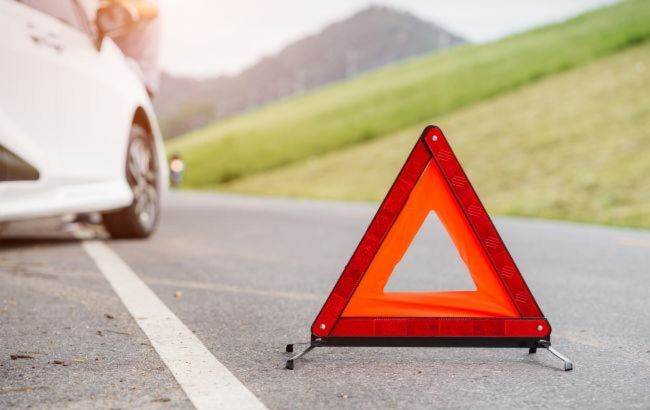 Four Ukrainian women killed in Slovenia crash: speeding minibus slams into truck