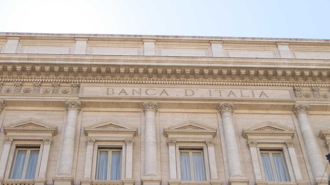 Italian firms are less pessimistic says Bank of Italy - TopNews