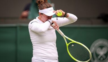 Slzy šampionky. Krejčíková si sáhla na dno, ve Wimbledonu však končí