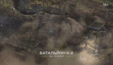 K-2 Battalion solider perfectly lines up shots to defend trench during russian assault. Late 2024