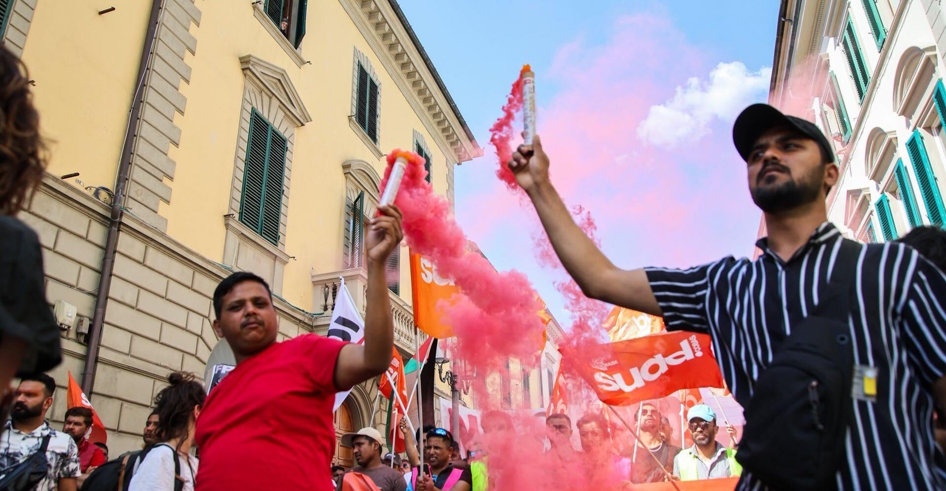 In Italy, Immigrant Workers Launch a Wave of Strikes for a 40-Hour Week