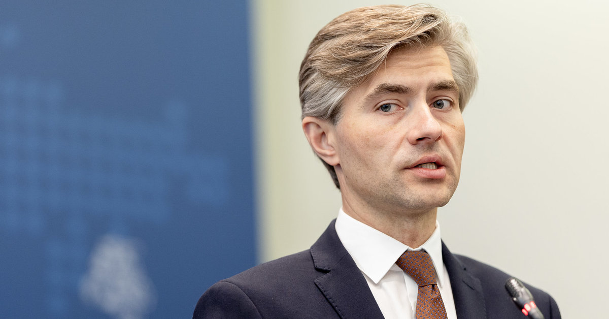 JAV sustabdžius dalies ginkluotės siuntimą į Ukrainą, ministras žada raginti Europą tęsti paramą