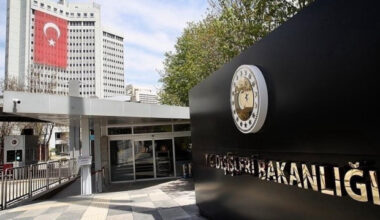 Yeni Şafak English