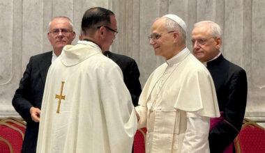 Costa Rican Bishop Presents Coffee and Honey to Pope at the Vatican