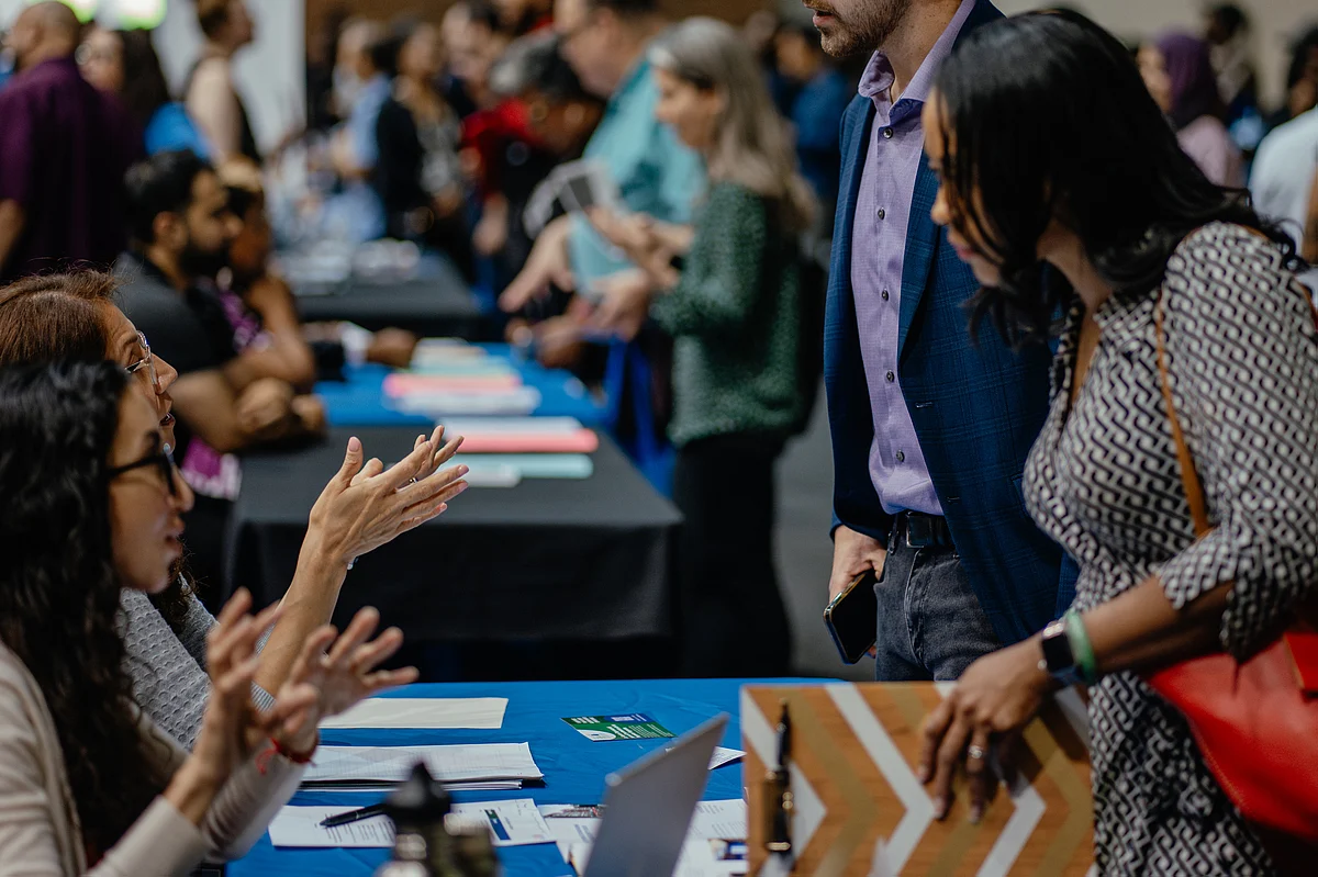 US Jobs Data Eases Pressure On Federal Reserve