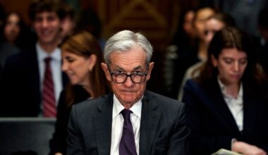 Powell privately adamant that he will serve out his full term at the Fed