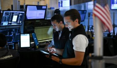 Trump officials are taking Wall Street’s complacency as a green light on tariffs