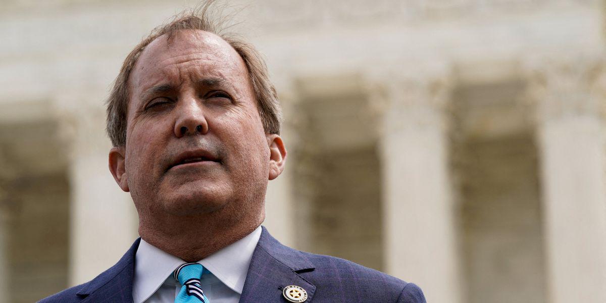 'Submit to your husband!' Pastor scolds wife of AG Ken Paxton over shock divorce