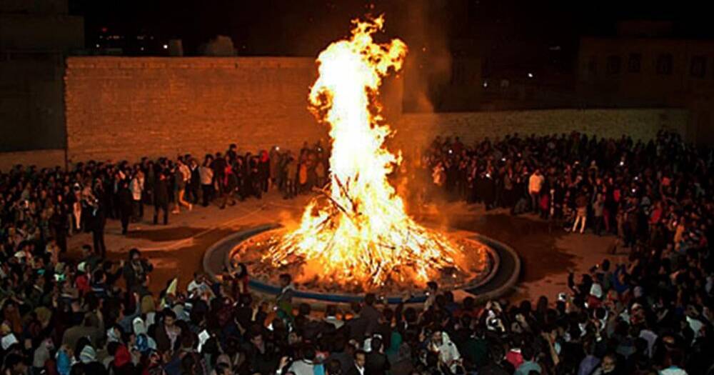 Sacred fire still burns as many Zoroastrians quit Iran for America