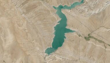 Tehran reservoirs hit historic lows, satellite images show