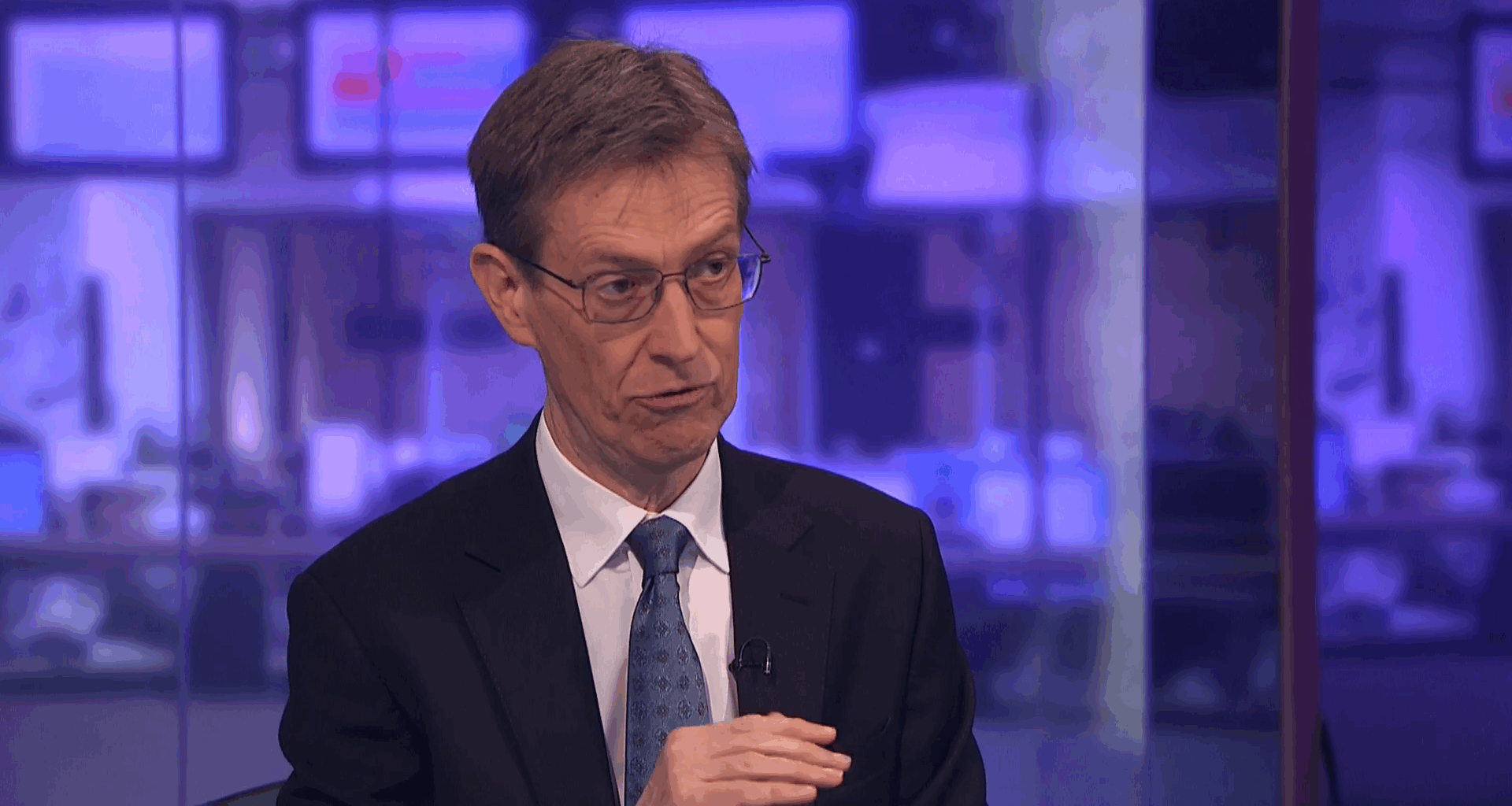 Trump imposes 25% tariffs on Japan and South Korea – Channel 4 News