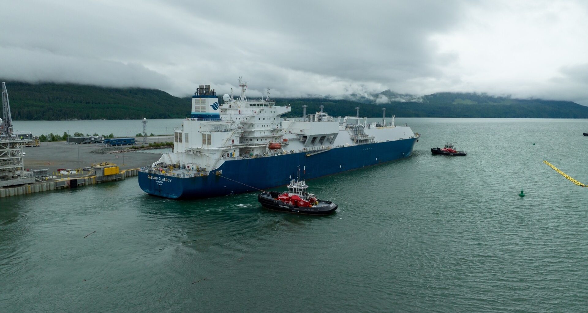 Shell-led LNG Canada ships first export cargo