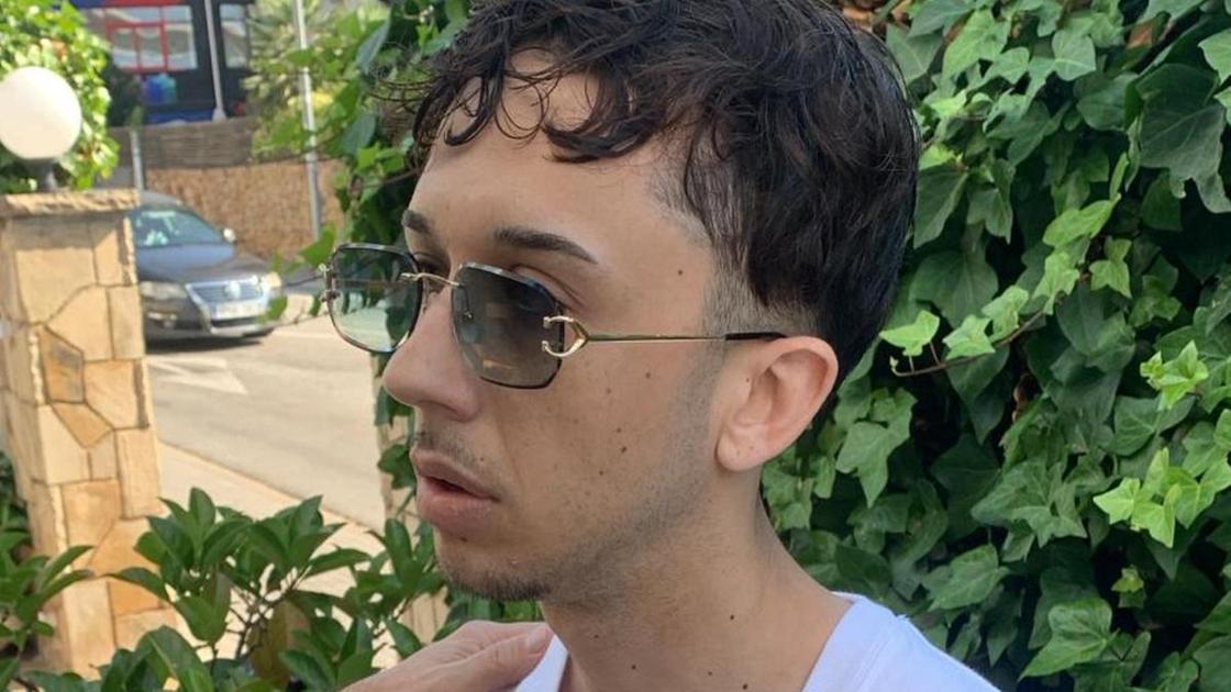 Cavallari domani in Italia dopo la fuga di laurea