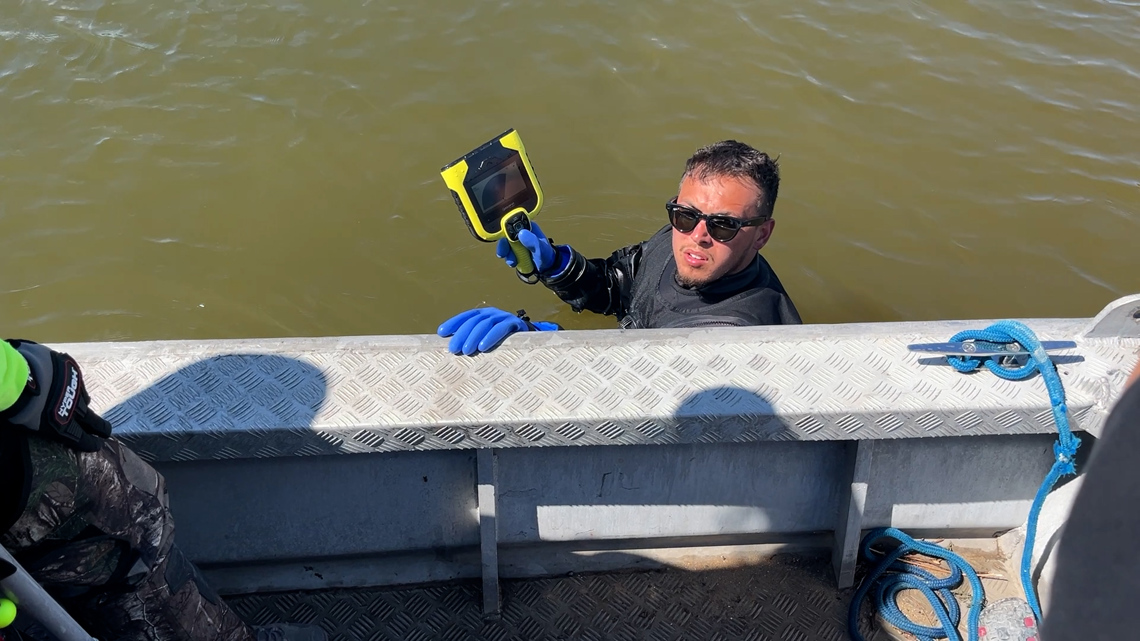 Texas rescue team searches Nimitz Lake in Kerrville using AI technology