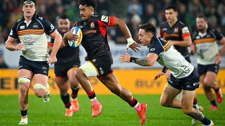 Chiefs wing Emoni Narawa makes a break against the Brumbies during his team's semifinal win.