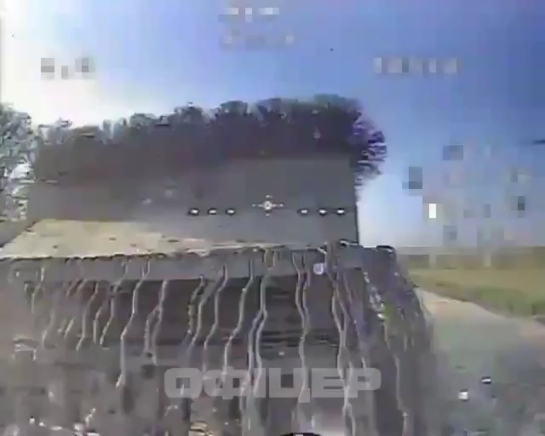 A Russian T-72B3M tank reportedly took at least five hits from Ukrainian FPV drones and was immobilized after hitting an anti-tank mine. The vehicle was equipped with nearly every known improvised protection system. Toretsk direction, 28th Mechanized Brigade. 09.07.2025