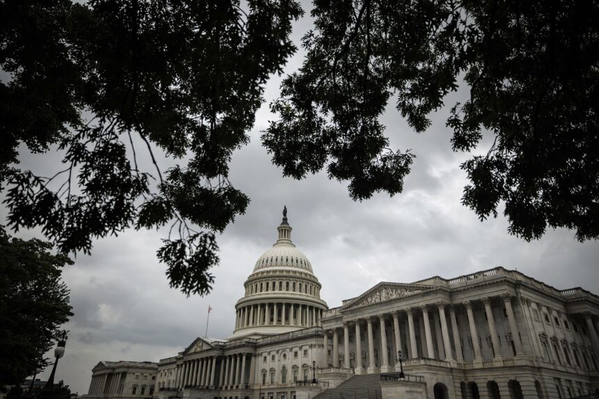 White House eyeing five-seat GOP pickup in Texas in midterms as part of redistricting push
