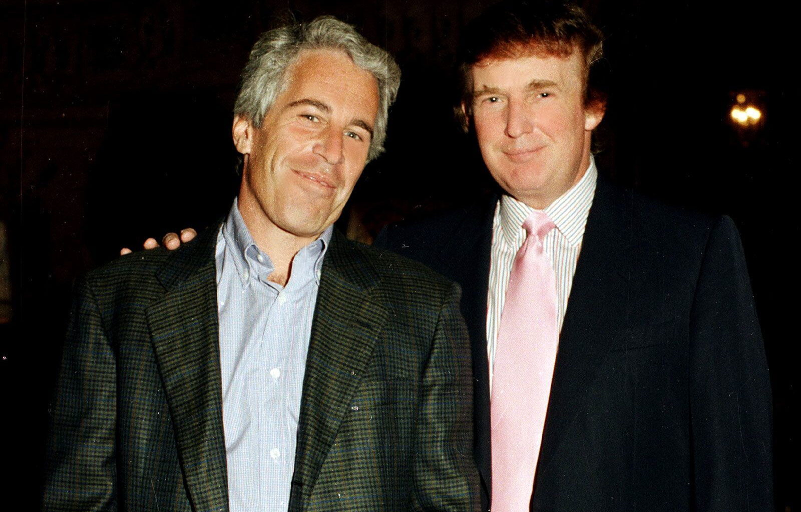 Birthday letter to Epstein bore Trump’s signature, drawing of naked woman -newspressnow.com