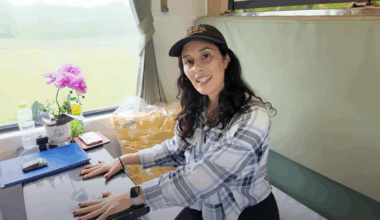 Couple from Latvia experiences Vietnam by train, not by plane