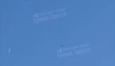 An Iranian / Russian "Shahed" UAV is getting shot down near Odesa.