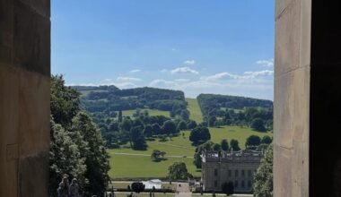 Chatsworth House is proper beautiful.