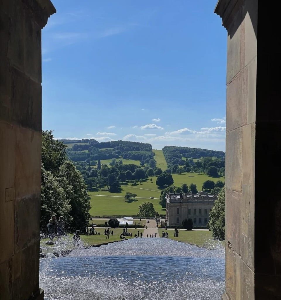 Chatsworth House is proper beautiful.