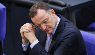 Die Deutschen trauen Jens Spahn nicht über den Weg