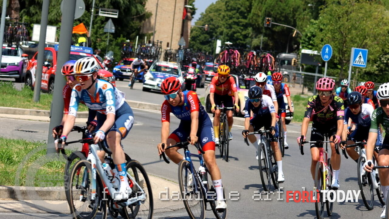 A Forlì la partenza dell'ultima tappa del Giro d'Italia Women, come cambia la viabilità: tutte le informazioni