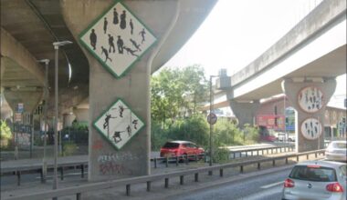 What in the living world do these signs mean on the M2 exit heading towards Nelson Street?
