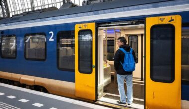 Verlieslatend NS wil minder treinen op rustige dagen: 'Scherpe keuzes nodig'
