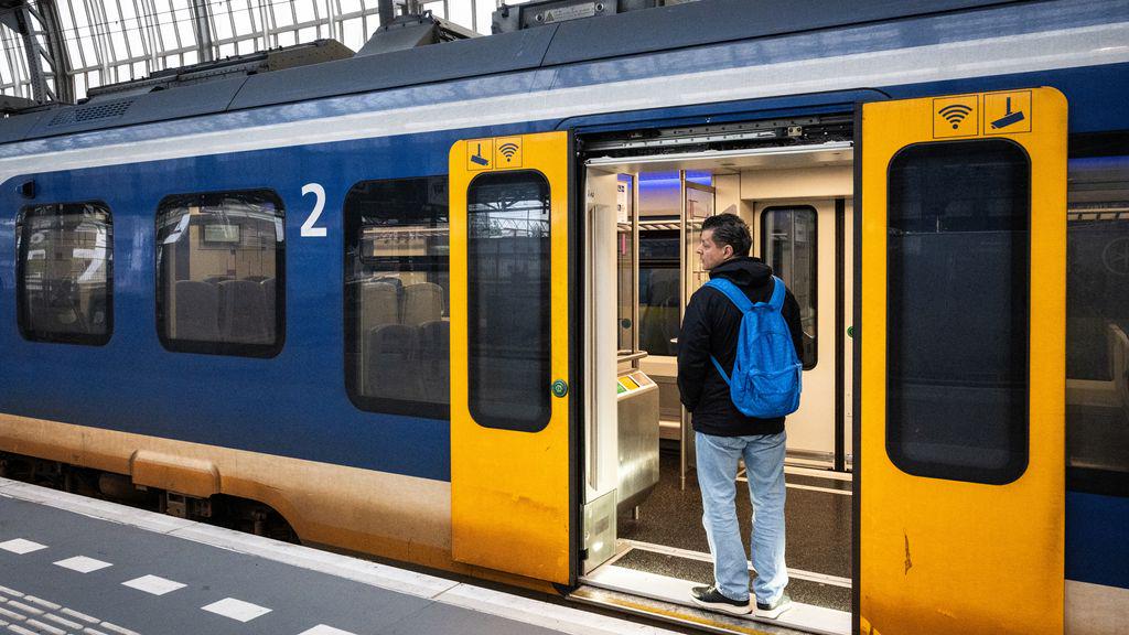 Verlieslatend NS wil minder treinen op rustige dagen: 'Scherpe keuzes nodig'