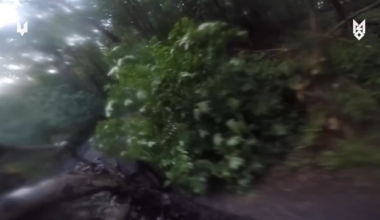 First-person footage of Ukrainian Special Forces attacking Russian soldiers behind the frontline at the Russian border.