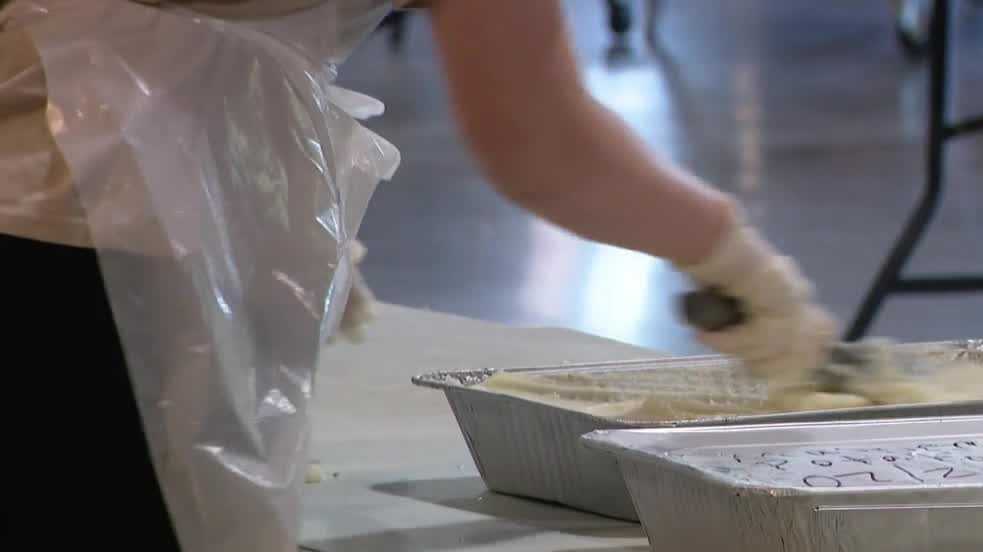 Open Door Mission hands out turkey dinners for Christmas in July