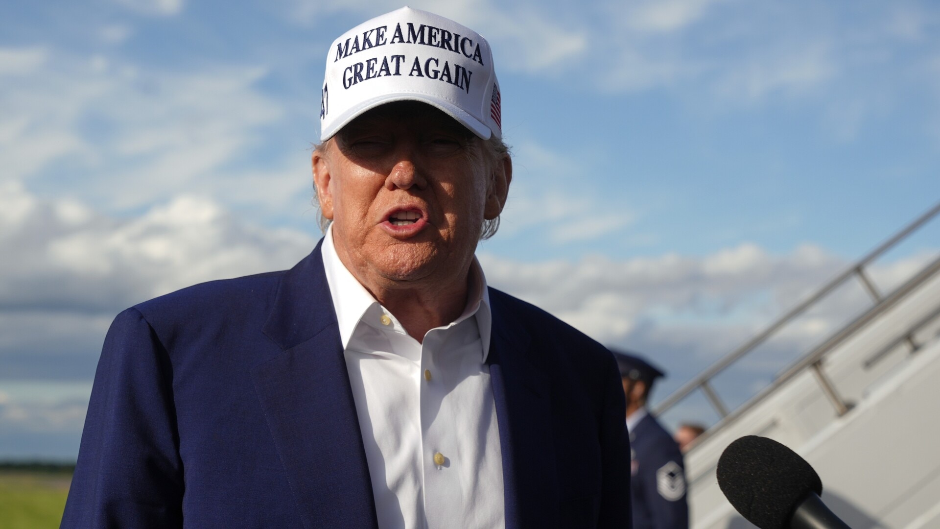 Donald Trump calls Putin crazy, threatens crippling sanctions against Russia
