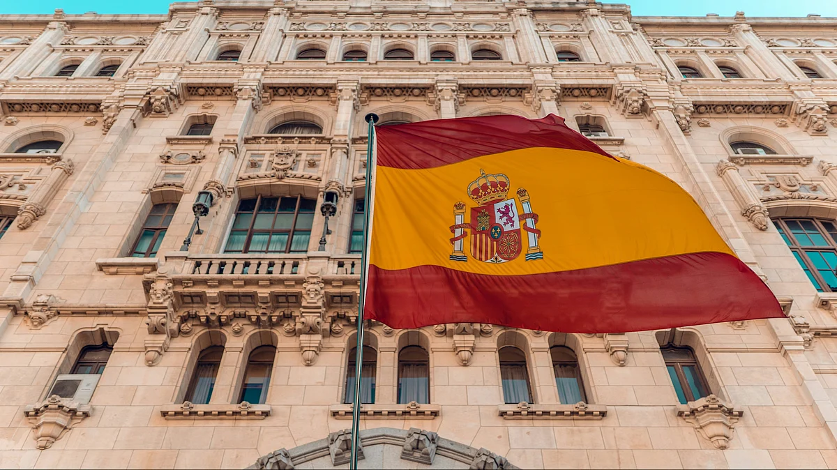 Spain introduces fast-track visa alternative to the USA