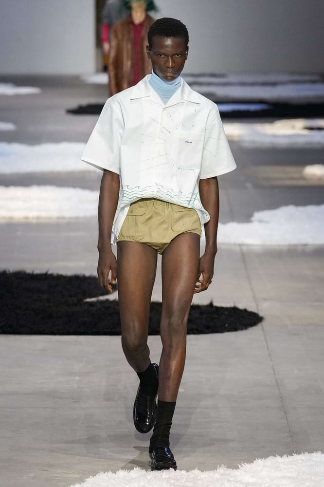 Prada, printemps-été 2026