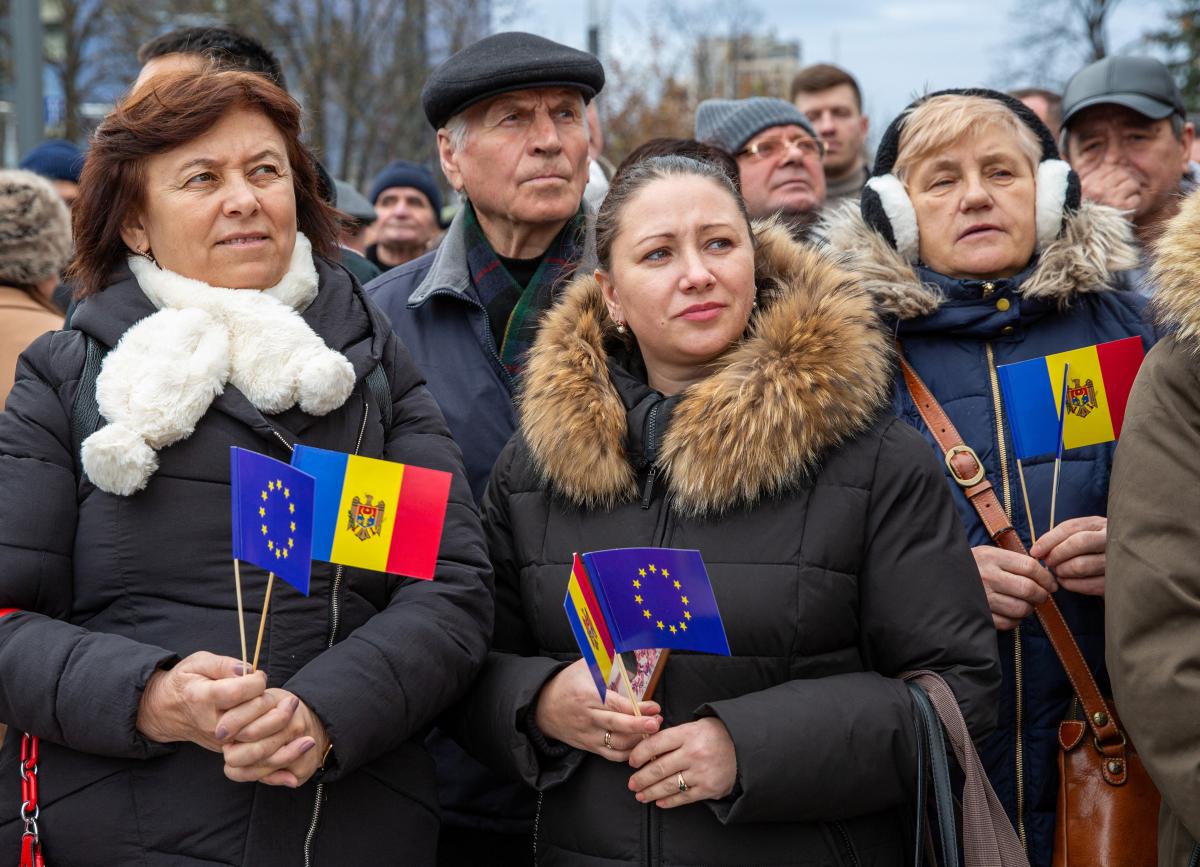 A Defining Vote in a Fragile Democracy