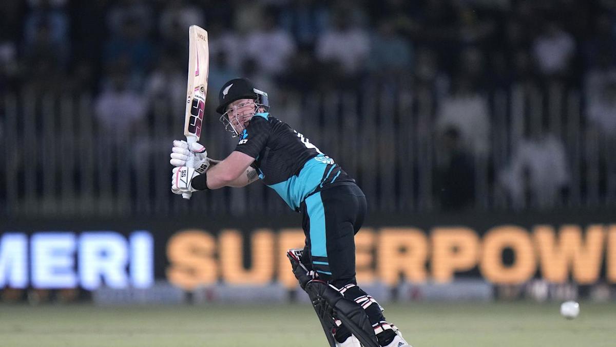 New Zealand hammer Zimbabwe in Tri-Series romp