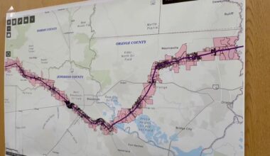 Southeast Texas residents learn about DeLa Express Pipeline impact