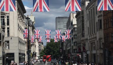 UK and German stock markets hit record highs as traders shrug off Trump's trade war