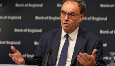 Bank of England's Bailey backs IMF to help fix problems in global economy