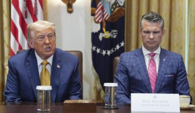 Trump mécontent de la décision du Pentagone de cesser les livraisons d'armes